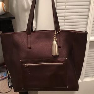 Bath body works burgandy Black Friday tote only